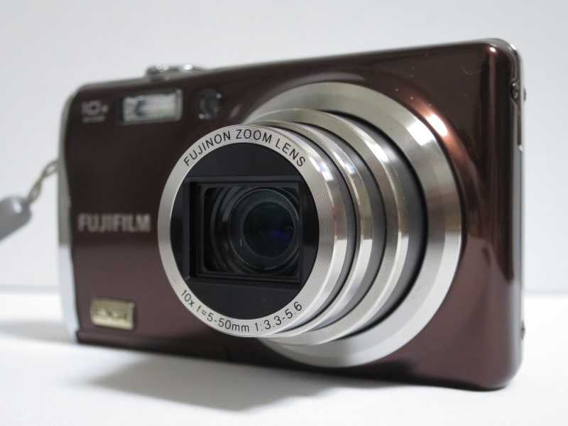 FinePix_F70EXR.jpg